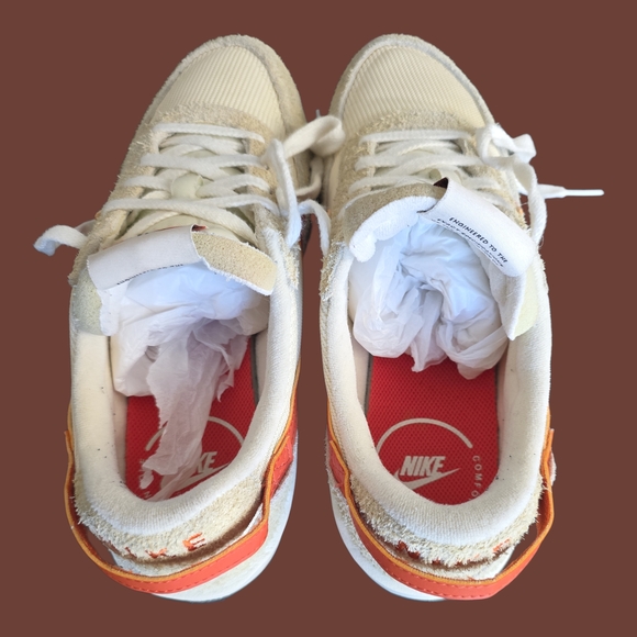 Nike Waffle Debut Vintage Muslin Orange - Picture 9 of 11